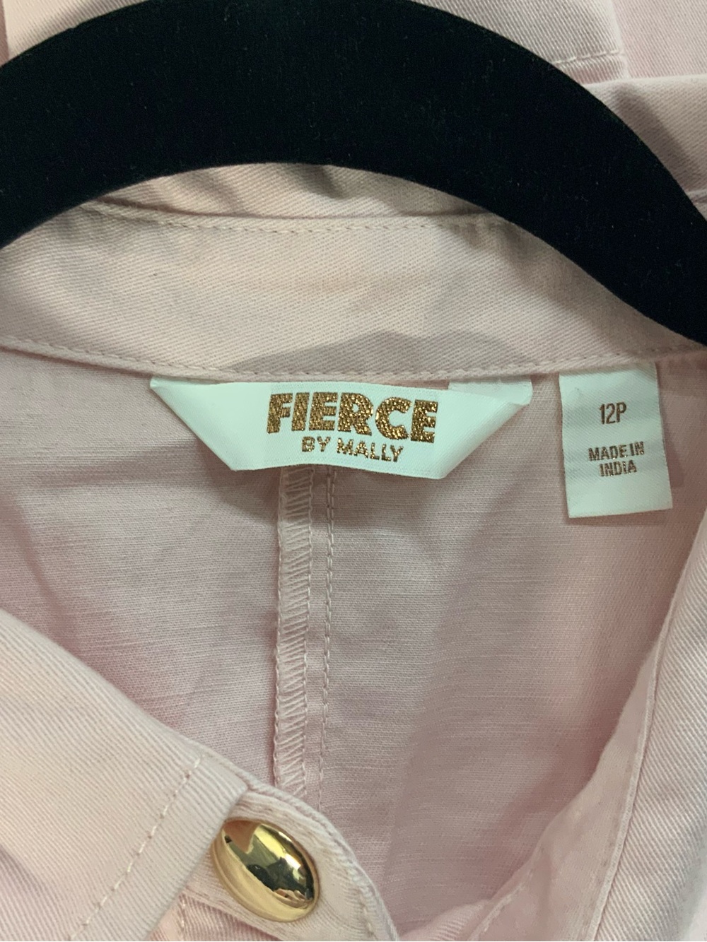 Mally Beauty Pale Pink Shirt with Gold-Tone Buttons - Picture 4 of 10